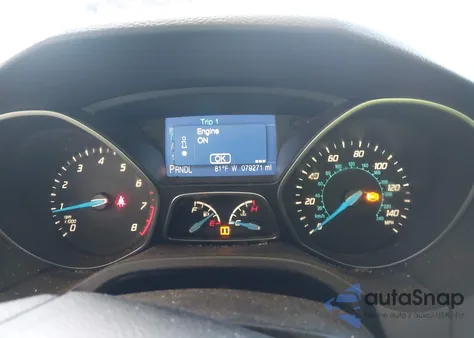 2013 Ford Focus Se z USA, uszkodzony, nr VIN 1FADP3F25DL354243